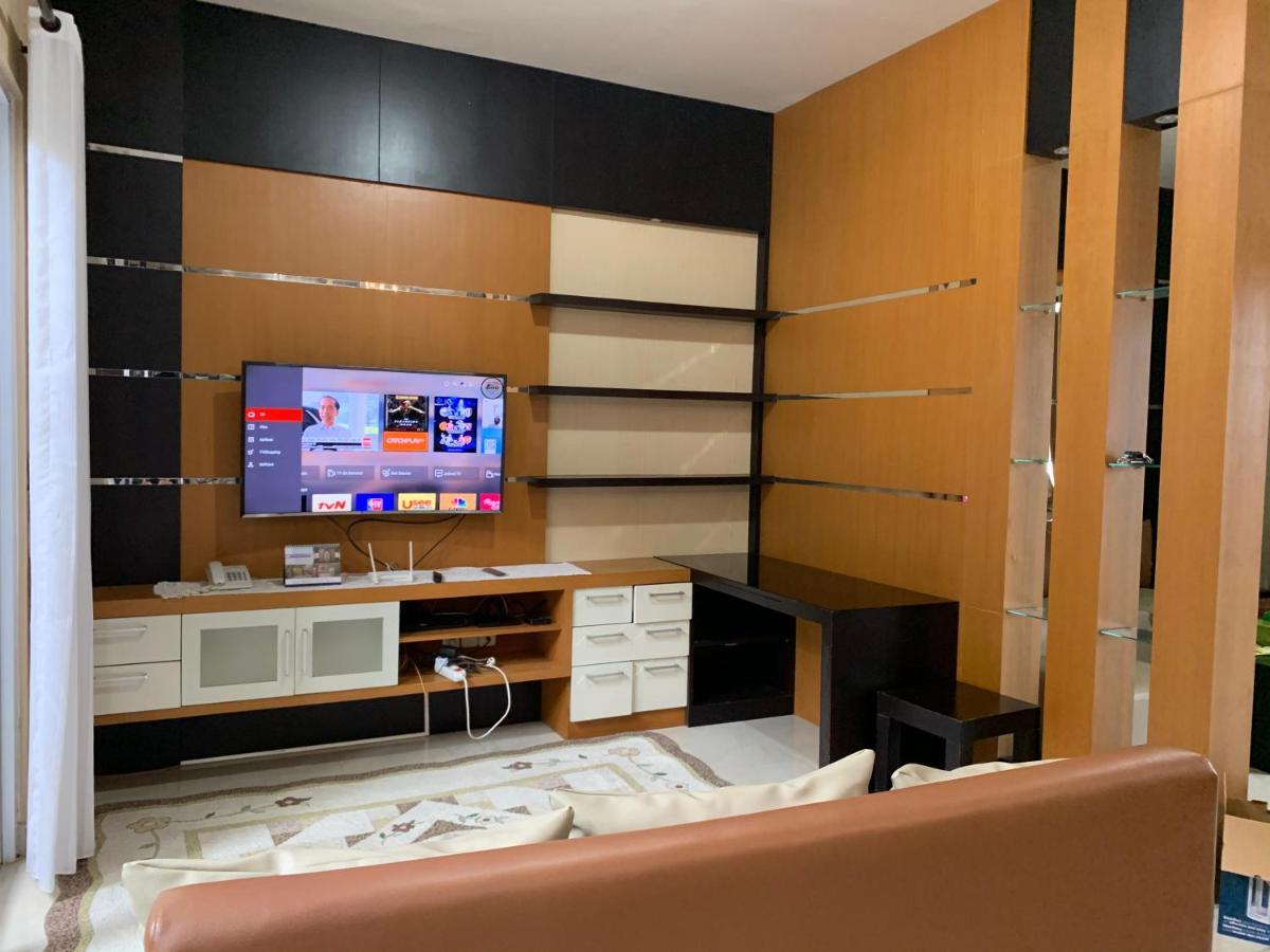 Platinum Setramurni Guest House Bandung 3Br Экстерьер фото